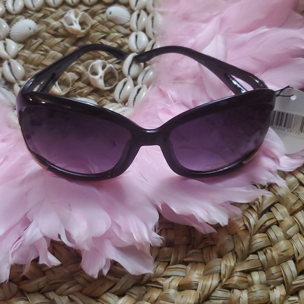 Sunglasses for her by ellure haven't seen any like